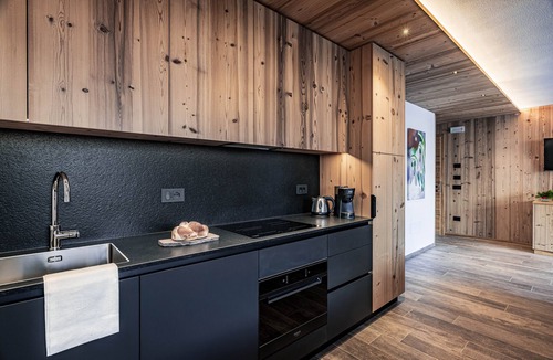 Fai della Paganella Apartment | Apartment 'Bucaneve' with Mountain View, Wi-Fi and Air Conditioning