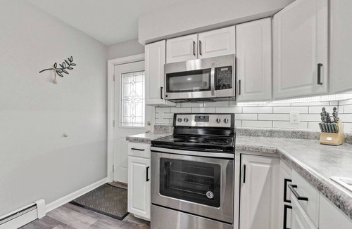 Fort Wayne Apartment | Apartment by Electric Works | Parking Included