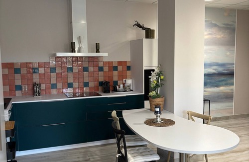 Freyming-Merlebach Apartment | Apartment "Calina" with Private Terrace, Wi-Fi and Air Conditioning