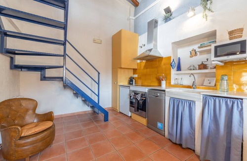 Pira House | Apartment 'Cal Capdevila Dúplex' with Mountain View, Wi-Fi and Air Conditioning