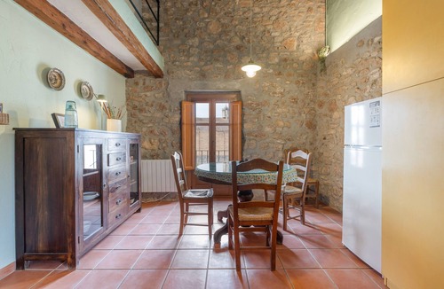 Pira House | Apartment 'Cal Capdevila Verd' with Mountain View, Wi-Fi and Air Conditioning