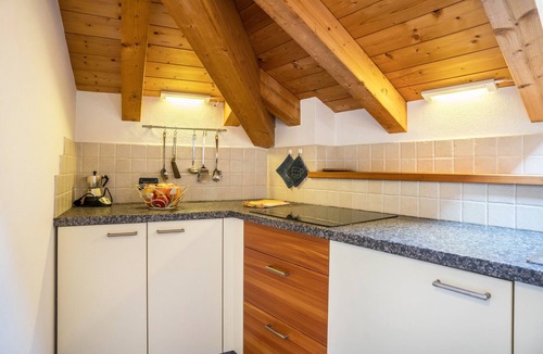 Molveno Apartment | Apartment 'Casa Batistei Mirtillo' with Sea View and Wi-Fi