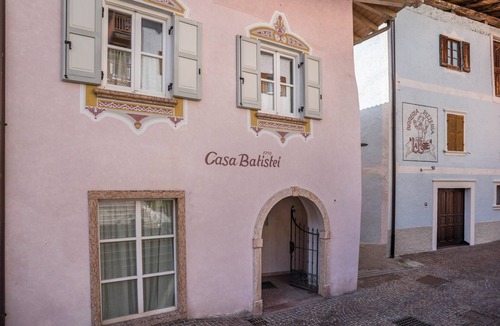 Molveno Apartment | Apartment 'Casa Batistei Ribes' with Lake View, Balcony and Wi-Fi