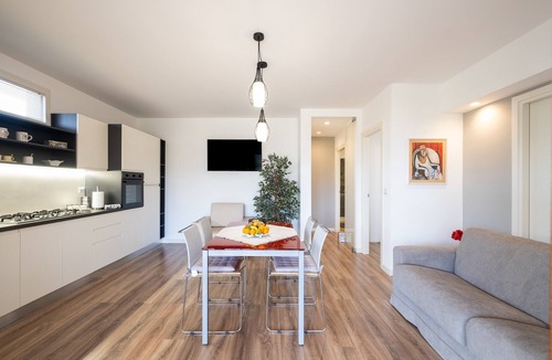 Nardo Apartment | Apartment 'Casa Cenate' with Private Terrace, Wi-Fi and Air Conditioning