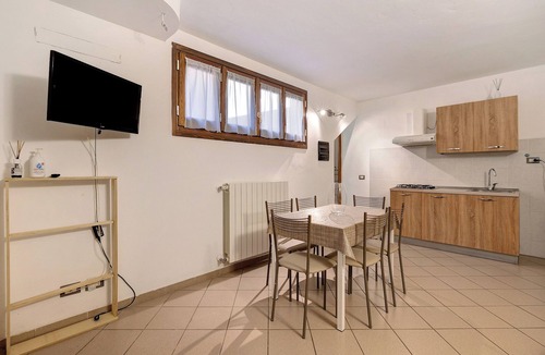 Gorra Apartment | Apartment 'Casa chicken - mare, monti e bikers' with Mountain View, Shared Pool, Garden & Wi-Fi