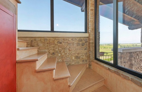 Pozzolengo Apartment | Apartment 'Casa Dolca La Torre' with Lake View, Wi-Fi and Air Conditioning