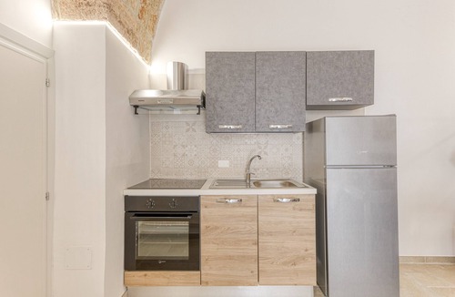 Specchia Apartment | Apartment 'Casa Don Michele' with Private Terrace, Wi-Fi and Air Conditioning