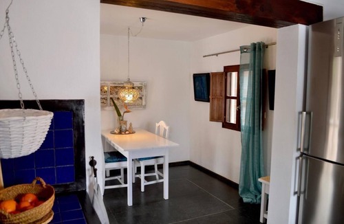 Uga Apartment | Apartment Casa Hibisco with beautiful garden