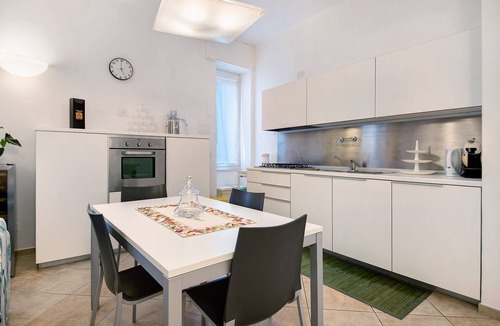 Levanto Apartment | Apartment 'Casa Mare Levanto 1' with Shared Terrace and Wi-Fi