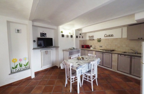 Moncalieri Apartment | Apartment 'Casa Matilde' with Private Garden, Wi-Fi and Air Conditioning