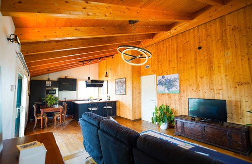 Lucca Apartment | Apartment 'Casa Mila - Close to the Center' with Balcony, Wi-Fi and Air Conditioning