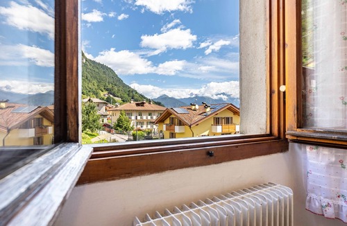 Breguzzo Apartment | Apartment 'Casa Nel Borgo Rose' with Mountain View and Shared Garden