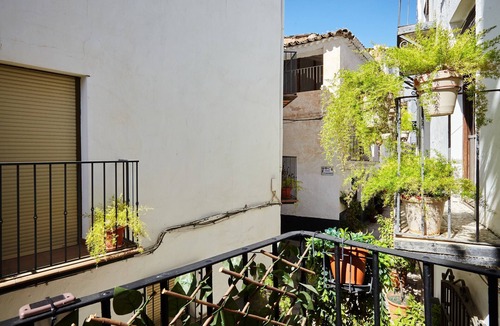 Quesada Apartment | Apartment 'Cazorla Rural Guadiana' with Balcony, Wi-Fi and Air Conditioning