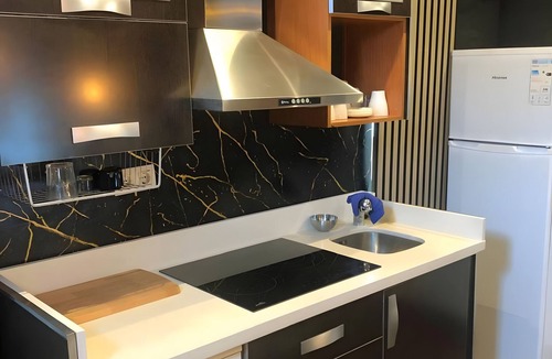 Cazorla Apartment | Apartment 'Centrico Y Acogedor' with Mountain View, Wi-Fi and Air Conditioning