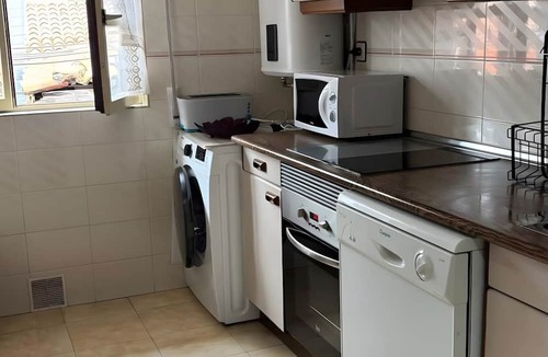 Llanes Apartment | Apartment 'Centro Y Mar En Llanes' with Sea View and Wi-Fi