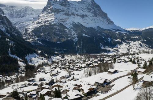 Grindelwald Apartment | Apartment Chalet Sunneblick by Interhome