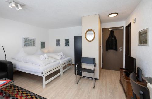 Grindelwald Apartment | Apartment Chalet Sunneblick by Interhome