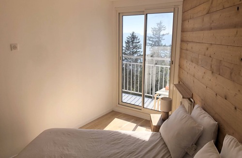 Chamrousse Apartment | Apartment Chamrousse 3 rooms, 6 people
