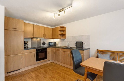 Westfeld Apartment | Apartment 'Christel' with Private Terrace and Wi-Fi