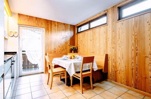 Pozza di Fassa Apartment | Apartment Cincelli - Catinaccio by Interhome