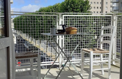 Caen City Centre Apartment | Apartment close to train station, port, restaurants and town center