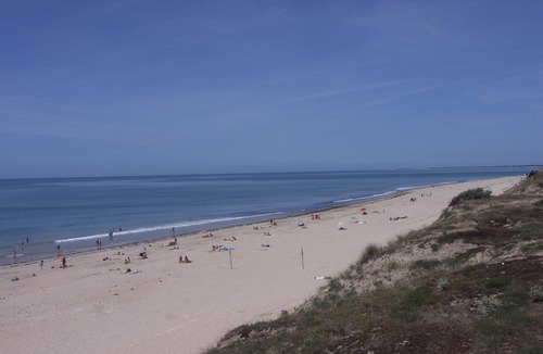 La Couarde-sur-Mer Apartment | Apartment Colombelle with terace