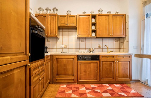 Ragoli Apartment | Apartment 'Collini' with Mountain View and Wi-Fi