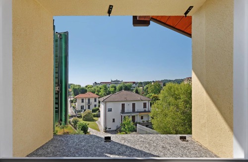 Arona Apartment | Apartment 'Comodo, Pratico E Tranquillo' with Mountain View, Wi-Fi and Air Conditioning