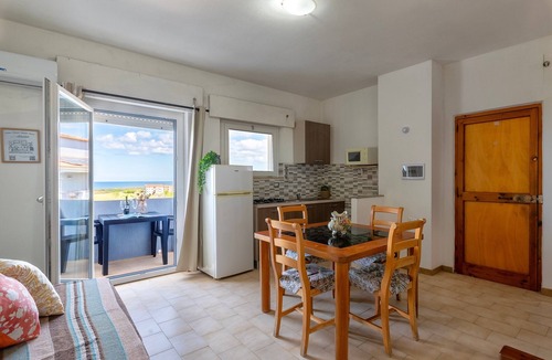La Muddizza Apartment | Apartment 'Con Balcone' with Sea View, Wi-Fi and Air Conditioning