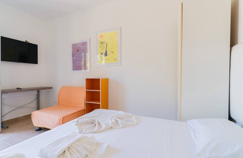 Tuglie House | Apartment 'Core Resort - 7' with Shared Pool, Wi-Fi, and Air Conditioning