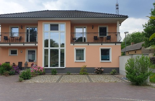 Bad Liebenwerda Apartment | Apartment Cornflower