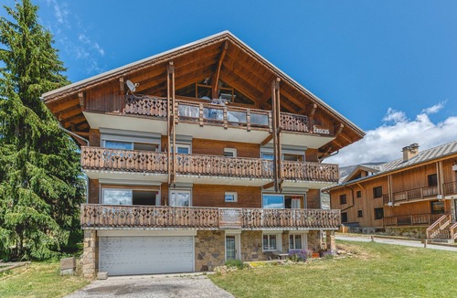Cognet Apartment | Apartment 'Crocus 3 45m2' with Balcony and Wi-Fi