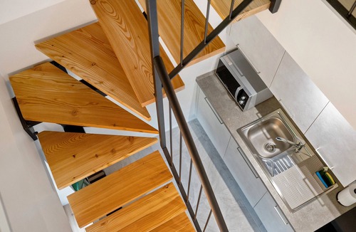Bernezzo Apartment | Apartment 'Cules' with Mountain View, Wi-Fi and Air Conditioning
