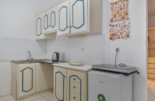 Mirties Apartment | Apartment 'D E D' with Sea View, Private Terrace and Wi-Fi