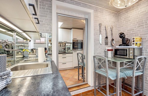 Kremperheide Apartment | Apartment 'Dahmlos' with Private Terrace, Shared Garden and Wi-Fi