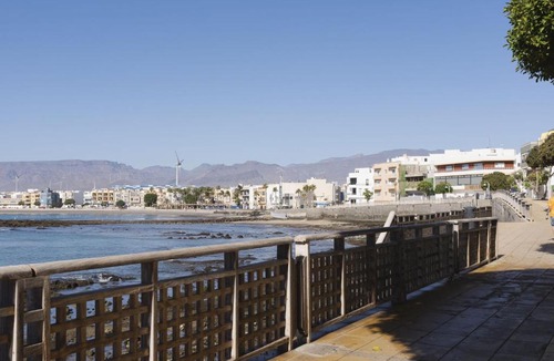 Playa de Arinaga Apartment | Apartment Daura by Interhome