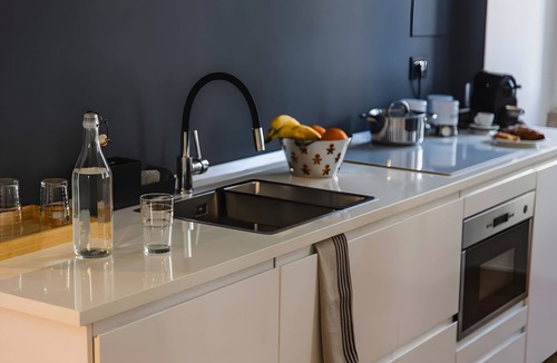 Municipio 2 Apartment | Apartment 'De Gasperi' with Balcony, Wi-Fi and Air Conditioning