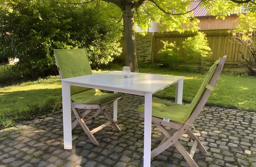Immenstaad am Bodensee Apartment | Apartment 'Falterweg' with Private Terrace, Shared Garden and Wi-Fi