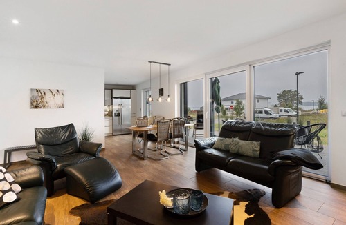 Muldestausee Apartment | Apartment "Spanier" with Lake View, Private Terrace and Wi-Fi