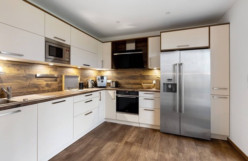 Muldestausee Apartment | Apartment "Spanier" with Lake View, Private Terrace and Wi-Fi