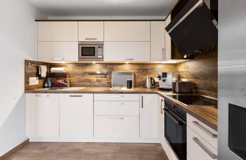 Muldestausee Apartment | Apartment "Spanier" with Lake View, Private Terrace and Wi-Fi
