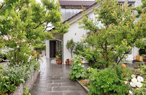 Gundelbach Apartment | Apartment 'Lemberger' with Shared Garden, Balcony and Wi-Fi