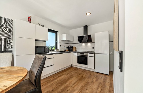 Langenbach bei Kirburg Apartment | Apartment 'Design- Mit Garten' with Private Terrace, Shared Garden and Wi-Fi