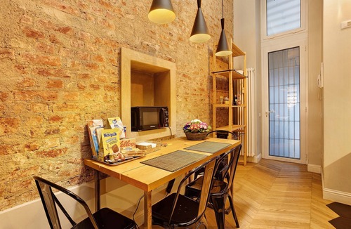 Washington Apartment | Apartment 'Dezza Loft' with Private Terrace, Wi-Fi and Air Conditioning