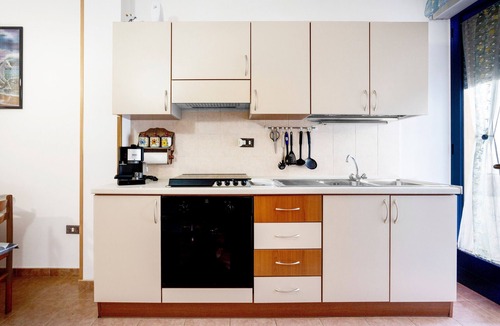 Otranto Apartment | Apartment 'Dimora Giusy' with Private Terrace and Air Conditioning