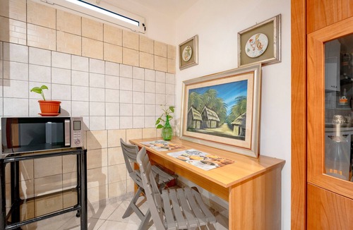 Municipio 3 Apartment | Apartment 'Dj Center Class' with Wi-Fi