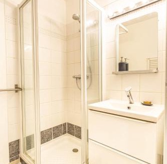 Saint-James Apartment | Apartment Douillet