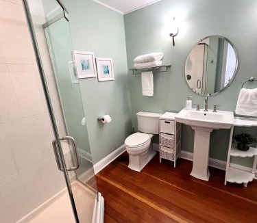 Monmouth Apartment | Apartment Downtown Monmouth by Market Alley