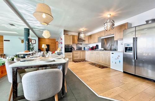 Chamrousse Apartment | Apartment 'Dream Holidays' with Mountain View, Indoor Pool, at the Foot of the Slopes