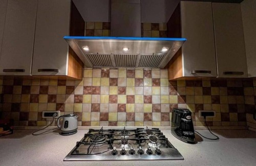 Pegli Apartment | Apartment 'Due Passi Dal Mare - Pegli' with Balcony and Wi-Fi